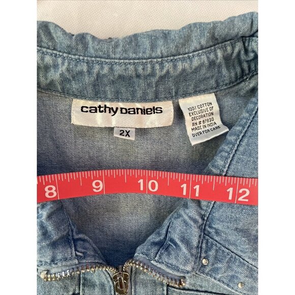 Cathy Daniels Womens 2X Denim Jacket With Rhinestone Accents & Full Zip Front Y2 - Picture 5 of 12